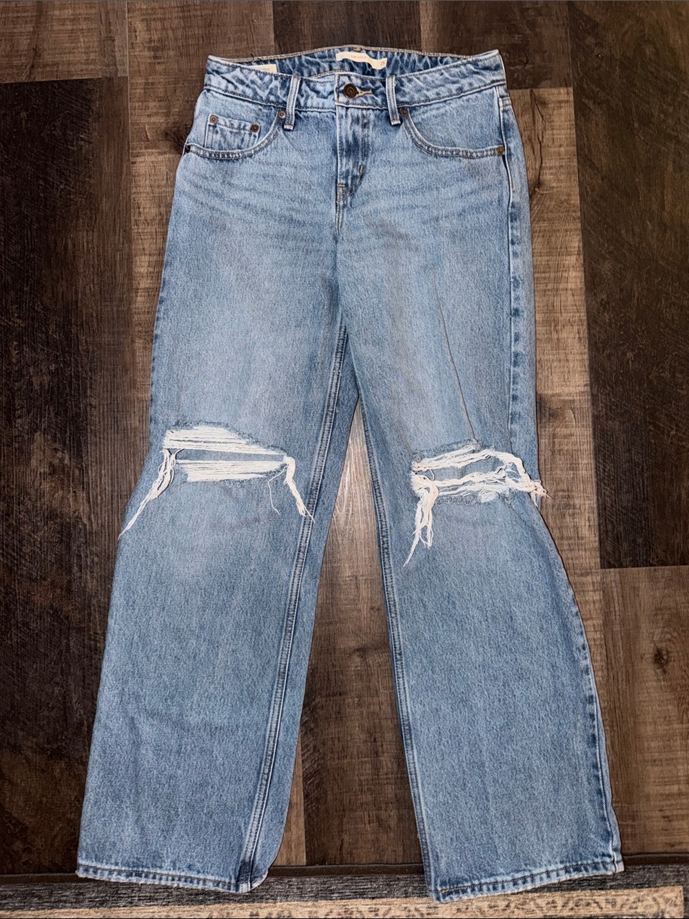 Levis Blue Distressed Women's Jeans